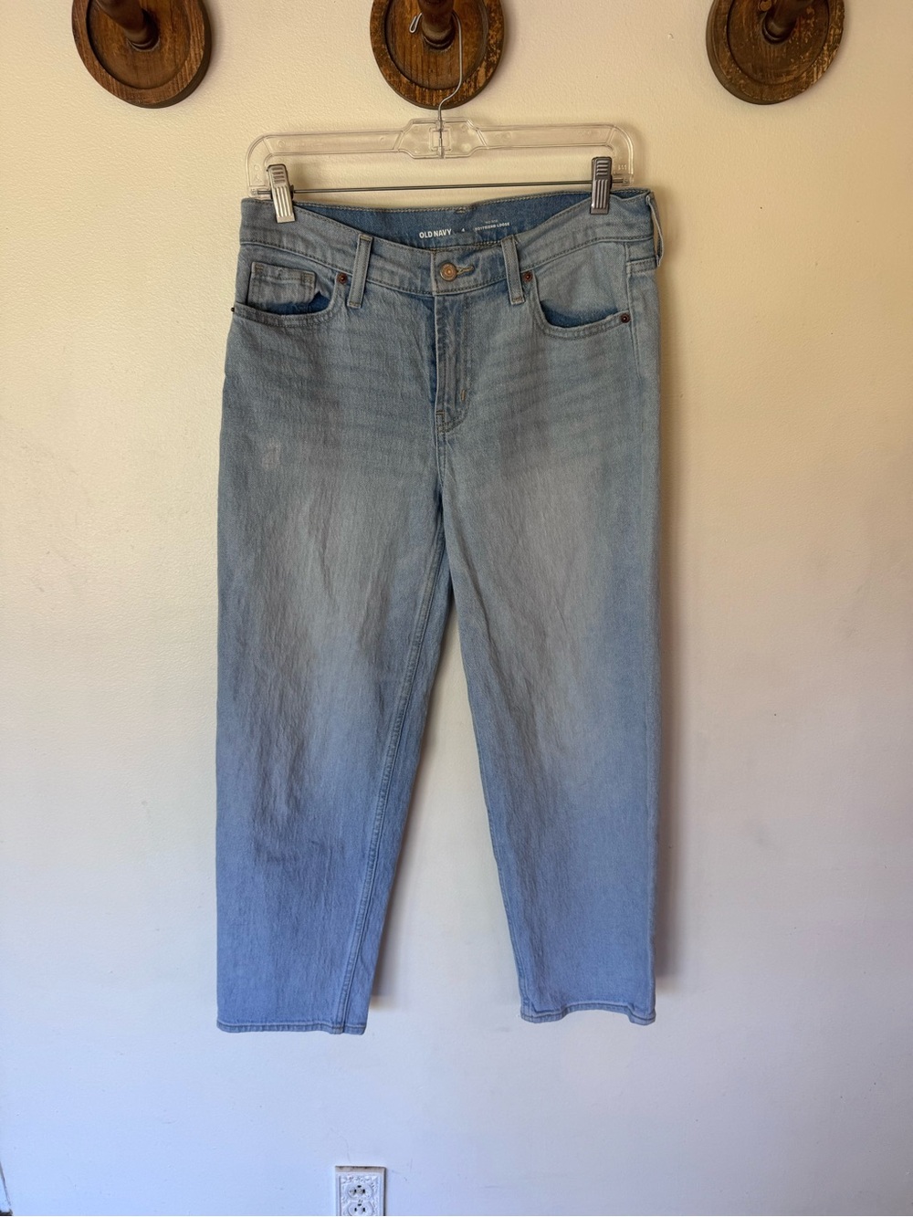 Old Navy Light Blue mid rise loose Boyfriend Jeans size 4